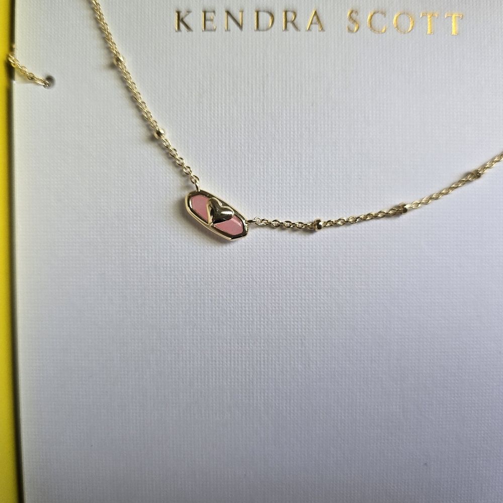 Kendra Scott Heart Necklace - Picture 2 of 3